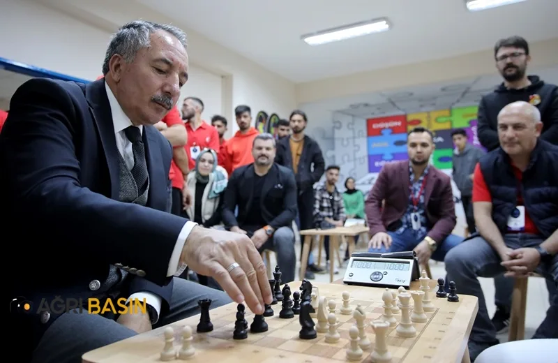 AİÇÜ’de I. Geleneksel Hızlı Satranç Turnuvası