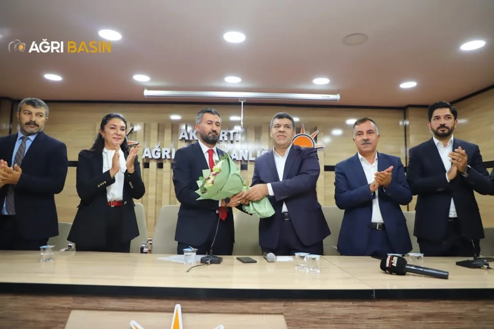 AK Parti Ağrı İl Başkanı İlhami Yıldız Görevine Başladı