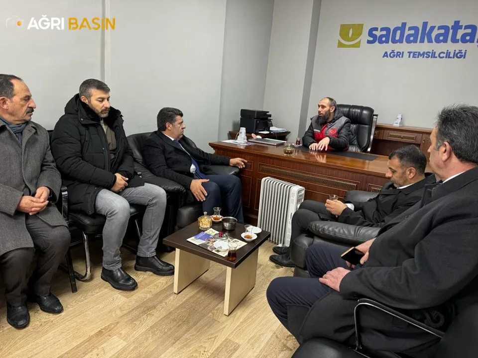 AK Parti Ağrı Teşkilatından Sadakataşı Derneğine Ziyaret