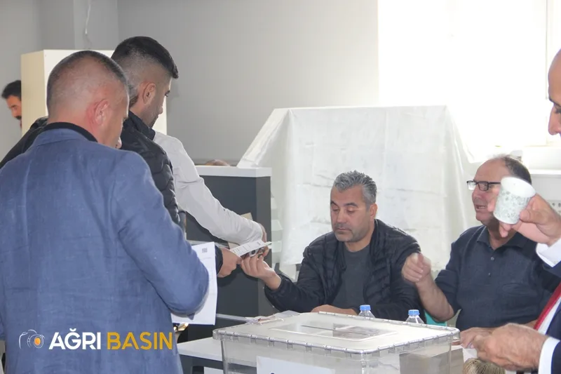 Saim Alpaslan Yeniden ATSO Başkanı seçildi