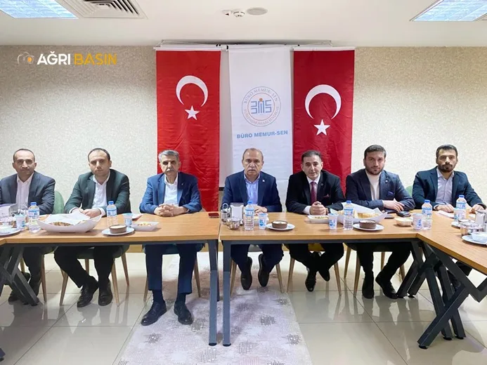 Büro Memur-Sen Ağrı Şubesi İl Divan Toplantısı gerçekleşti