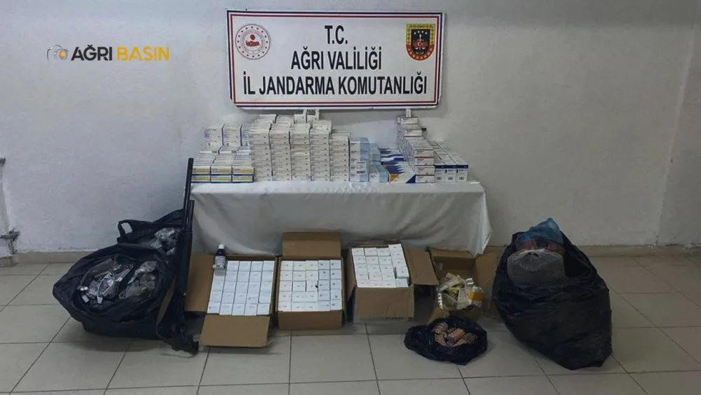 Ağrı'da Kaçakçılık Operasyonunda Akaryakıt ve Çeşitli Malzemeler Ele Geçirildi