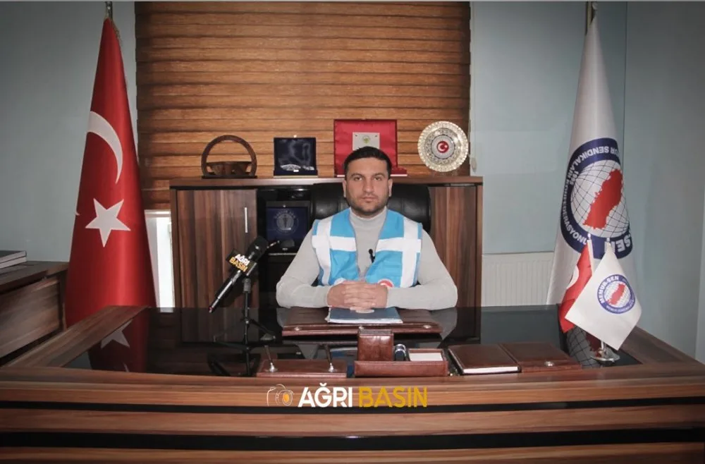 Büro Memur-Sen Ağrı Şubesi’nden İş Bırakma Eylemi