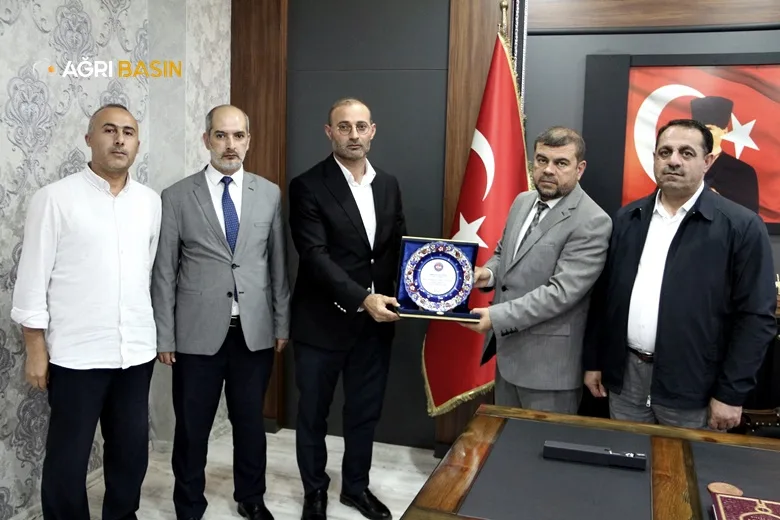 Diyanet-Sen Ağrı Şubesi’nden Müftü Şafak'a Anlamlı Ziyaret