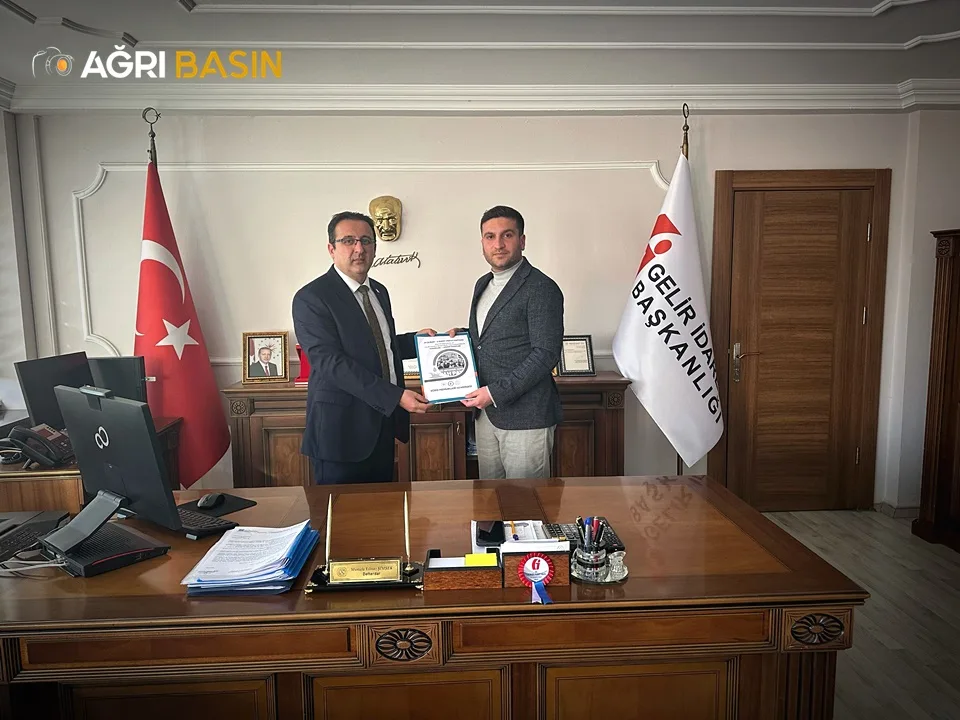 Başkan Emrah Yıldız’dan Ağrı Defterdarı Mustafa Şimşek’e Ziyaret