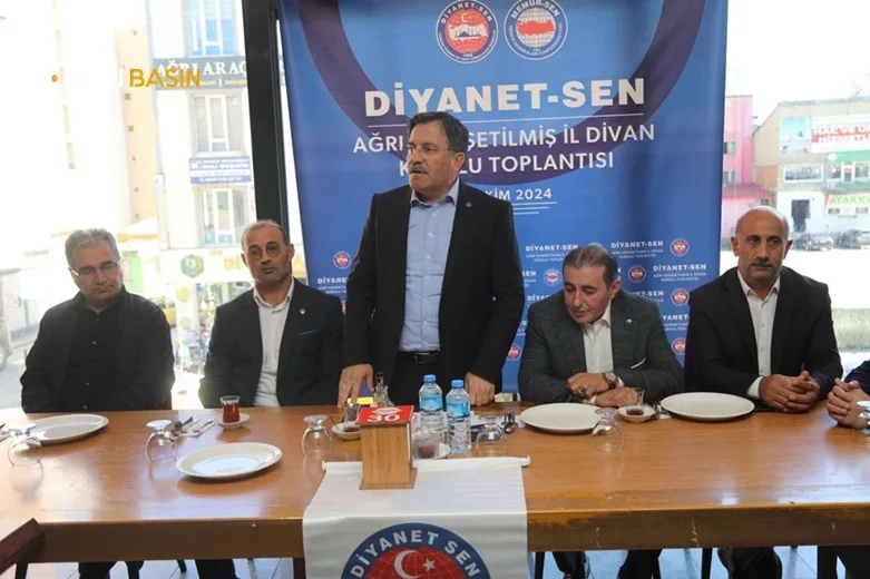 Diyanet-Sen Ağrı İl Divan Kurulu Toplantısı Ali Yıldız’ın Katılımıyla Gerçekleşti