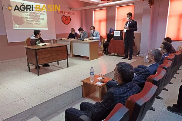 Ağrı'da Kuran-ı Kerimi ve Ezan Okuma Yarışması Düzenlendi
