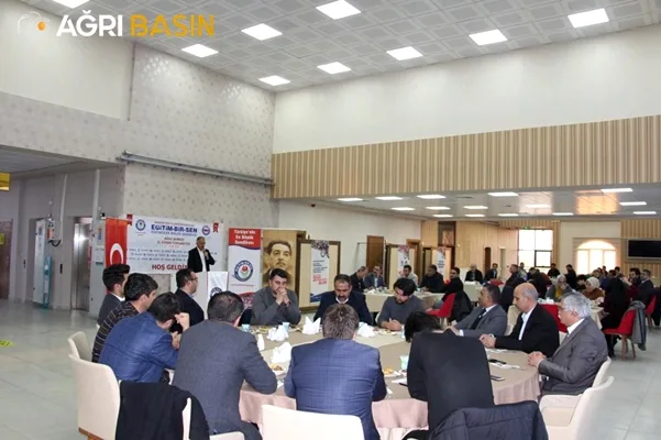 Eğitim-Bir-Sen Ağrı Şubesi Mart ayı il divan toplantısını gerçekleştirdi