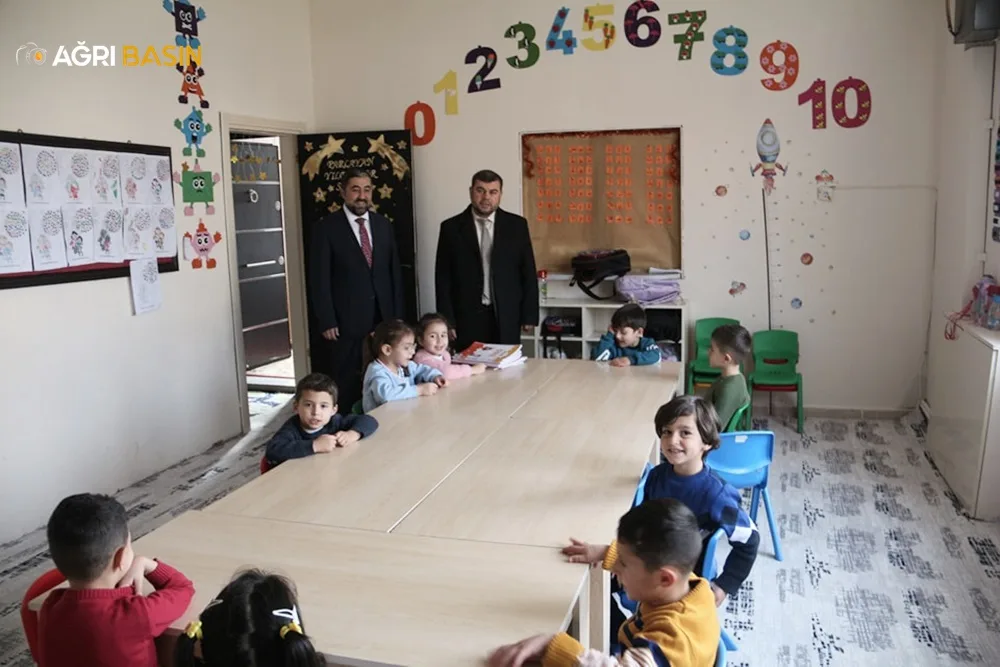 Ağrı İl Müftüsü Necati Şafak, Eleşkirt'te bir dizi etkinliğe katıldı