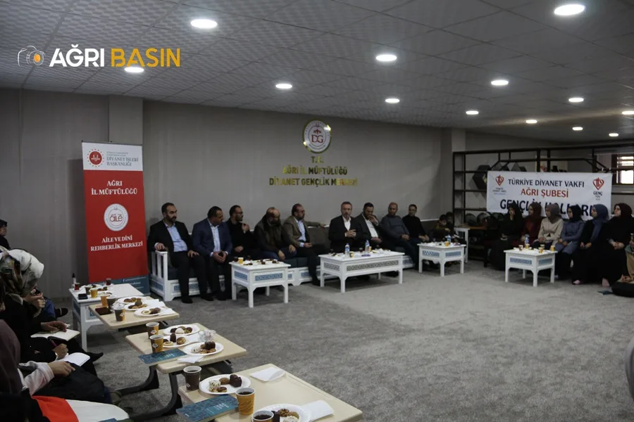 Din İşleri Yüksek Kurulu Üyesi Yıldırım Ağrı'da Gençlerle Buluştu