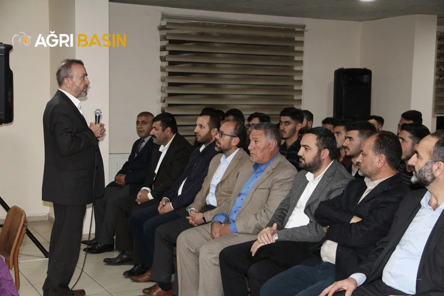 Din İşleri Yüksek Kurulu Üyesi Yıldırım Ağrı'da Gençlerle Buluştu