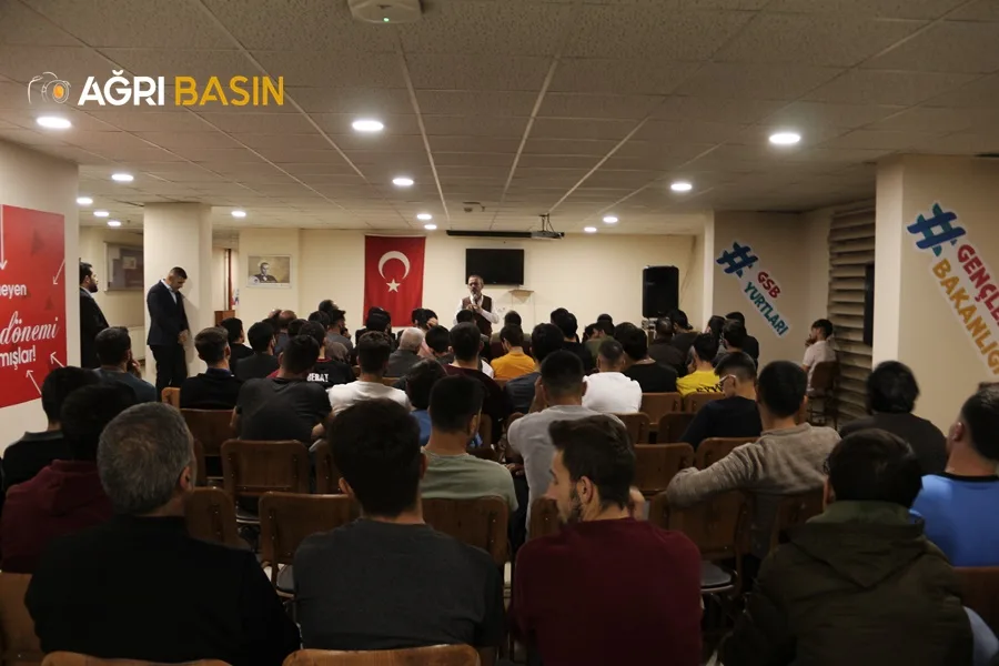 Din İşleri Yüksek Kurulu Üyesi Yıldırım Ağrı'da Gençlerle Buluştu