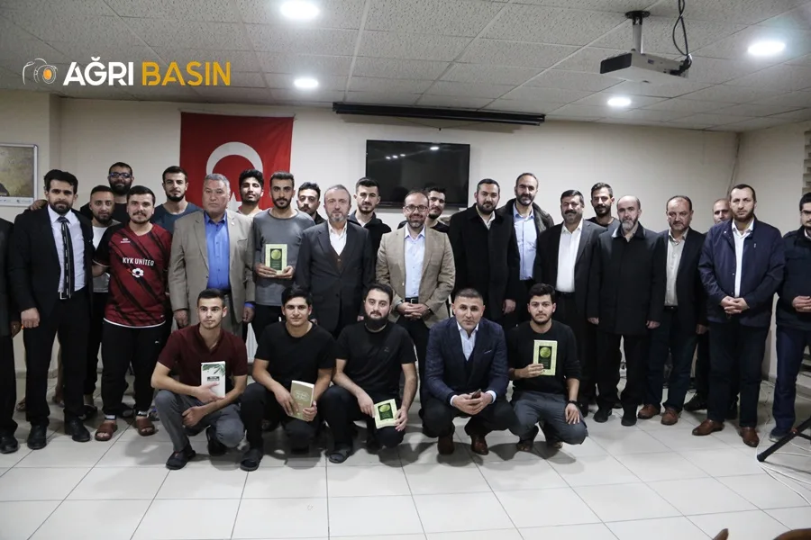 Din İşleri Yüksek Kurulu Üyesi Yıldırım Ağrı'da Gençlerle Buluştu
