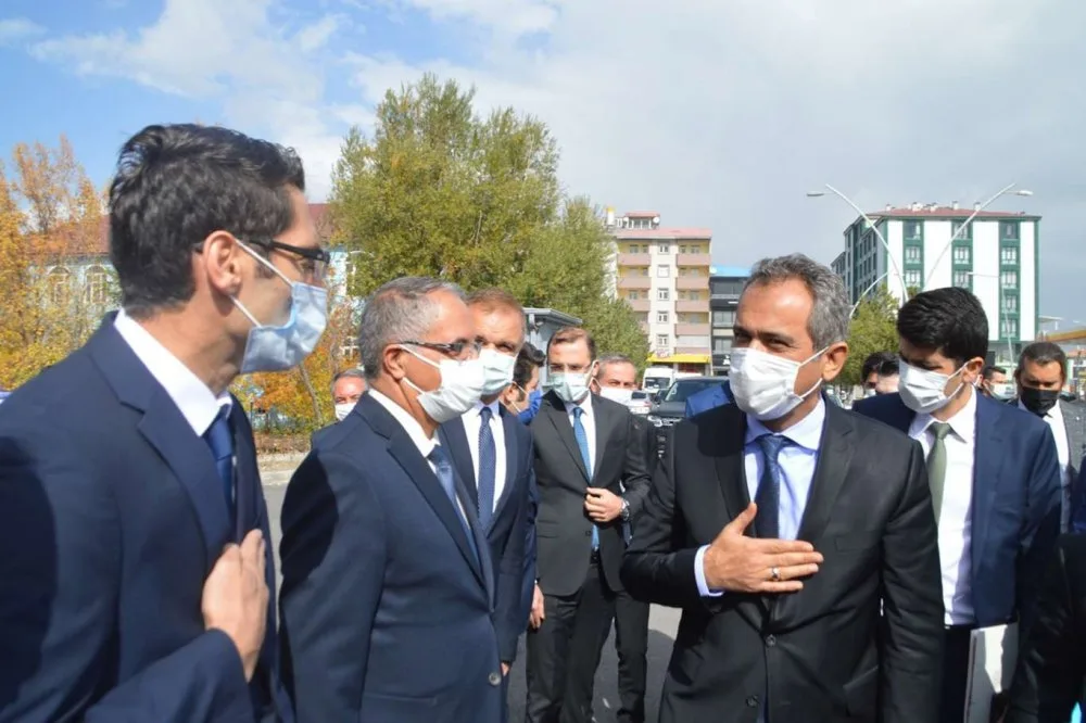 Milli Eğitim Bakanı Mahmut Özer Ağrı'da!