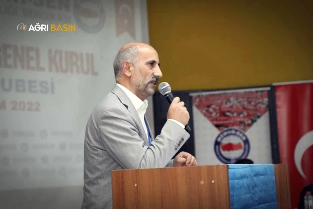 Eğitim-Bir-Sen Ağrı Şubesinden 24 Kasım Öğretmenler Günü Açıklaması