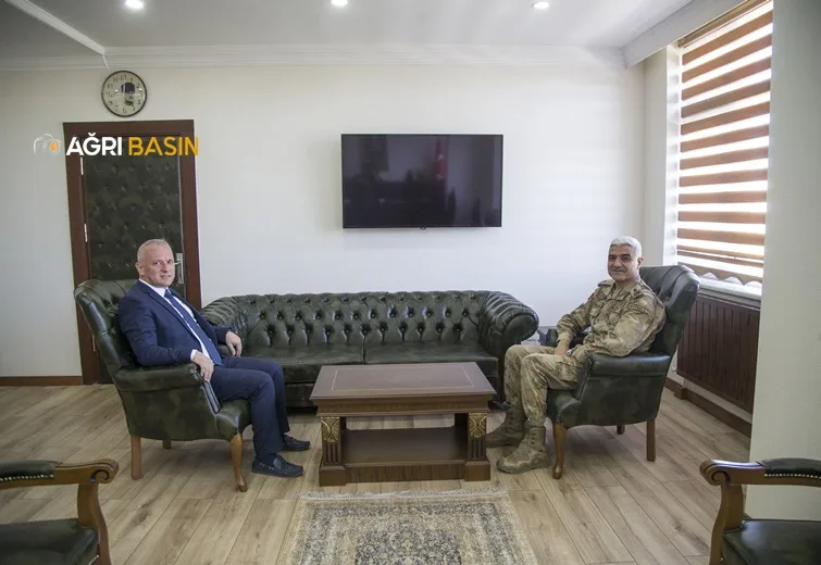 Metin Ofluoğlu’ndan Ağrı İl Jandarma Komutanı Hüsamettin Erol’a Ziyaret