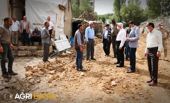 Ağrı İl Müftüsü Tandoğan Topçu selin vurduğu Gözucu Köyü’nde