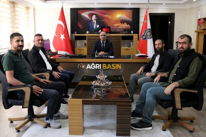 Ağrı Çalışan Gazeteciler Cemiyetinden Emniyet Müdürü Yılmaz İpar’a ziyaret
